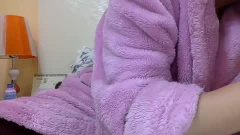 Snapshot of bermudatriangle12 chatting on January 15, 5:26 pm tixxie online show from January 15, 5:26 pm