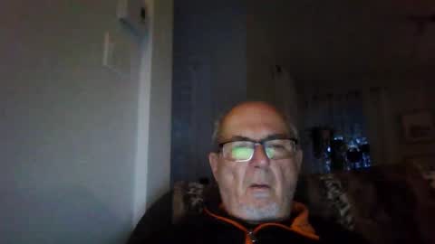 bernard1102 online show from September 25, 10:39 pm