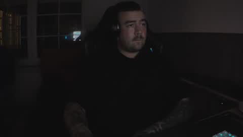 berto3389 online show from April 8, 12:13 am