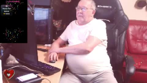 jean online show from February 12, 9:07 pm