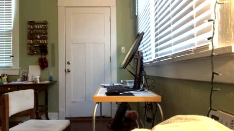 best_triam online show from November 13, 9:50 pm