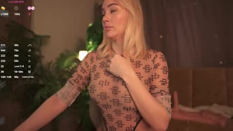  Diana  EVA  online show from March 4, 5:59 am