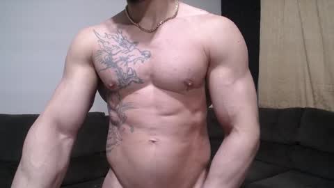 Snapshot of bestmuscle chatting on September 9, 10:10 pm bestmuscle online show from September 9, 10:10 pm