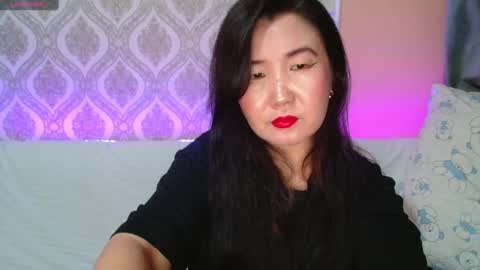 Snapshot of bet_lu chatting on March 3, 1:42 am Bet Lu online show from March 3, 1:42 am