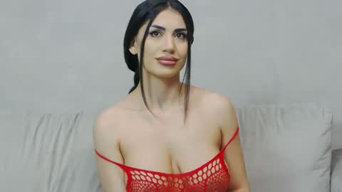 Snapshot of bethierusse chatting on January 8, 10:16 pm bethierusse online show from January 8, 10:16 pm