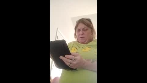 betsygore78 online show from February 17, 7:13 pm