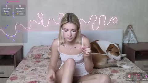 Betty and Oscar online show from November 28, 9:27 am