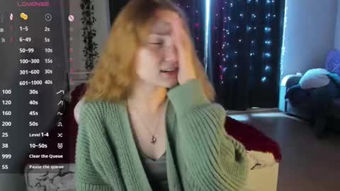 Snapshot of betty_witchy chatting on March 12, 5:13 am Dory make me happier online show from March 12, 5:13 am