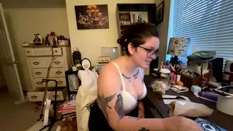 Betty Cake online show from December 21, 9:36 pm