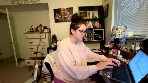 Betty Cake online show from December 16, 12:16 pm