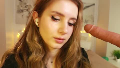 Betty online show from February 25, 8:53 pm