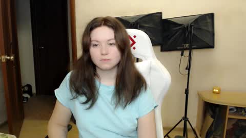 Betty online show from October 21, 8:34 pm