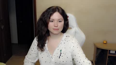 Betty online show from November 13, 8:22 pm