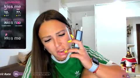   BeyonceDoll       Twitter DollBeyonce    online show from September 10, 6:09 pm