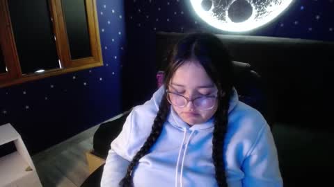 beyota online show from December 15, 9:11 pm