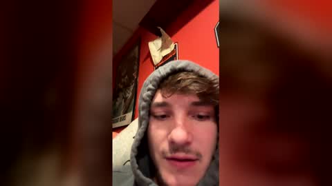bezerk_bray online show from May 25, 1:06 pm