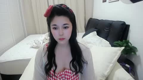 bhhuangxiaomei online show from June 8, 4:08 pm
