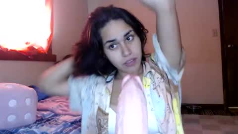 Snapshot of bianca12327 chatting on September 15, 5:25 pm bianca12327 online show from September 15, 5:25 pm