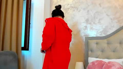 Bianca Vale online show from July 3, 5:45 am