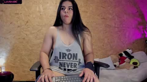 Biancastrong.. IGThebiancastrong online show from February 26, 2:30 am