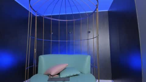 Snapshot of biancavega_ chatting on September 12, 1:35 pm online show from September 12, 1:35 pm