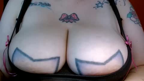 bianca online show from May 5, 1:28 pm