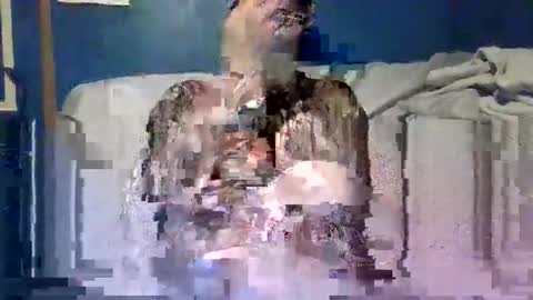 Snapshot of big9inchsnake chatting on December 16, 1:31 am big9inchsnake online show from December 16, 1:31 am