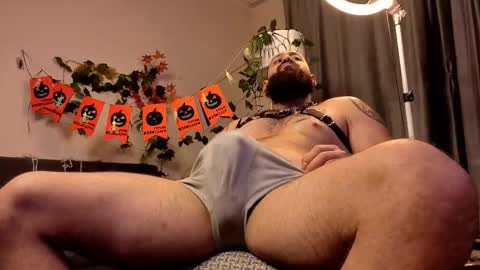 Snapshot of big__daddy110 chatting on October 31, 11:27 pm Rustam online show from October 31, 11:27 pm