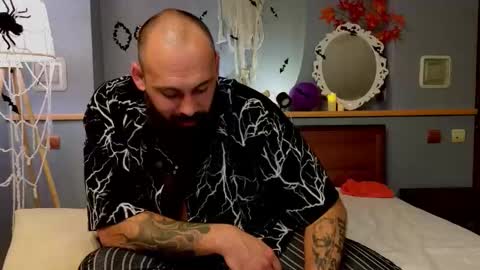 Snapshot of big__daddy110 chatting on October 28, 9:05 pm Rustam online show from October 28, 9:05 pm