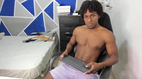 big_black11 online show from November 8, 11:35 am