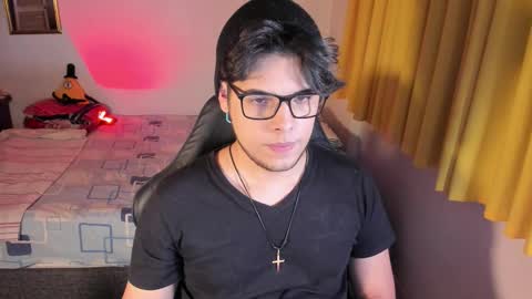 Logan Sprouse online show from February 25, 1:53 am