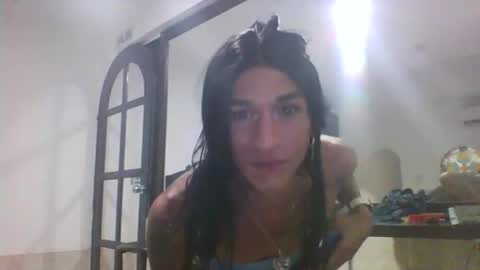 Stiven Leon online show from May 2, 6:41 am
