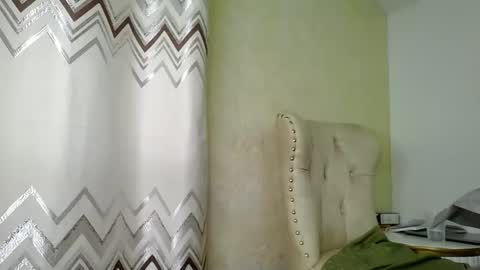 bigbaby004 online show from October 7, 10:06 pm