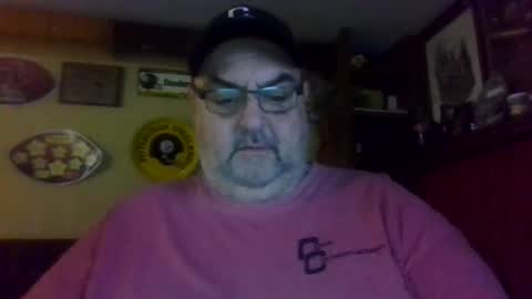 Snapshot of bigbear1971 chatting on December 2, 2:47 pm bigbear1971 online show from December 2, 2:47 pm