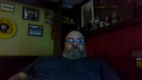 Snapshot of bigbear1971 chatting on February 13, 8:45 pm bigbear1971 online show from February 13, 8:45 pm