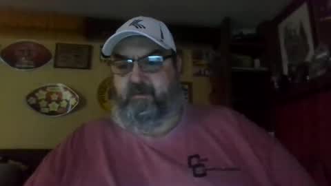 Snapshot of bigbear1971 chatting on February 23, 4:46 pm bigbear1971 online show from February 23, 4:46 pm