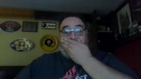 Snapshot of bigbear1971 chatting on January 7, 11:03 pm bigbear1971 online show from January 7, 11:03 pm