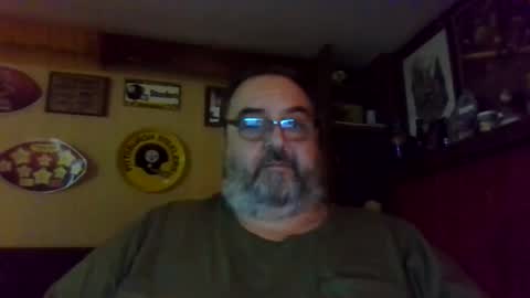 Snapshot of bigbear1971 chatting on January 13, 8:26 pm bigbear1971 online show from January 13, 8:26 pm