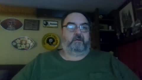 Snapshot of bigbear1971 chatting on January 19, 1:10 am bigbear1971 online show from January 19, 1:10 am