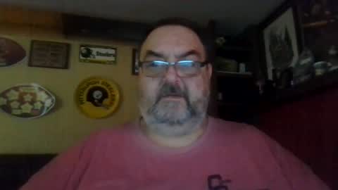 Snapshot of bigbear1971 chatting on December 28, 2:53 pm bigbear1971 online show from December 28, 2:53 pm