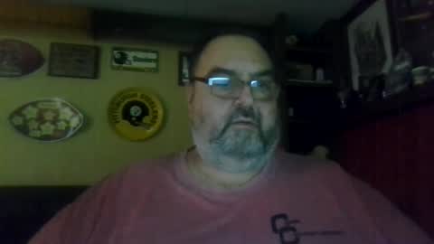 Snapshot of bigbear1971 chatting on January 5, 1:13 am bigbear1971 online show from January 5, 1:13 am