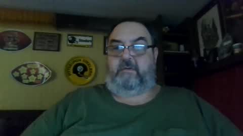 Snapshot of bigbear1971 chatting on January 16, 10:12 pm bigbear1971 online show from January 16, 10:12 pm