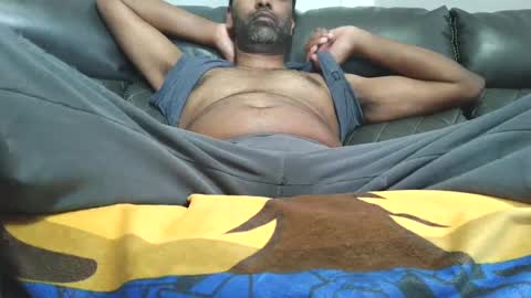Snapshot of bigbeast78 chatting on February 21, 5:31 pm bigbeast78 online show from February 21, 5:31 pm