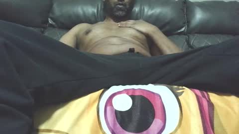 Snapshot of bigbeast78 chatting on February 14, 3:00 am bigbeast78 online show from February 14, 3:00 am