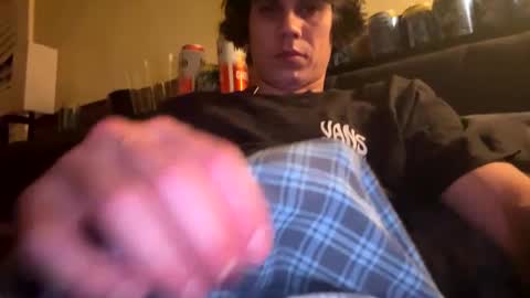 Snapshot of bigben281330 chatting on December 26, 5:47 am bigben281330 online show from December 26, 5:47 am