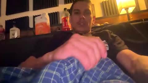 bigben281330 online show from May 18, 4:24 pm
