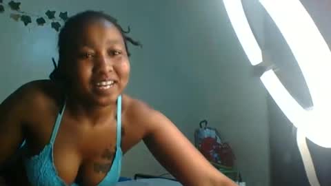 Snapshot of bigboootyy chatting on September 16, 3:26 pm BigBoootyy online show from September 16, 3:26 pm