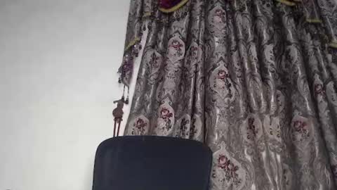 Lucy online show from November 21, 10:46 am