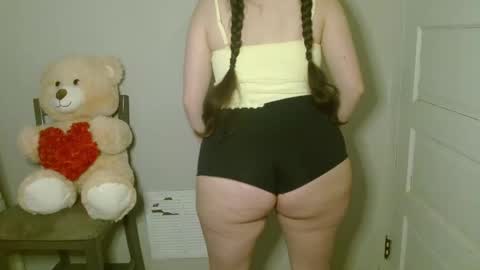 Isabella online show from January 9, 7:58 am