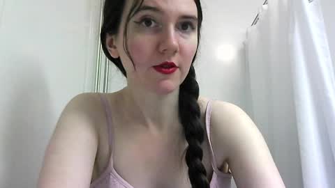 Snapshot of bigbootybunny chatting on September 16, 8:23 pm Isabella online show from September 16, 8:23 pm